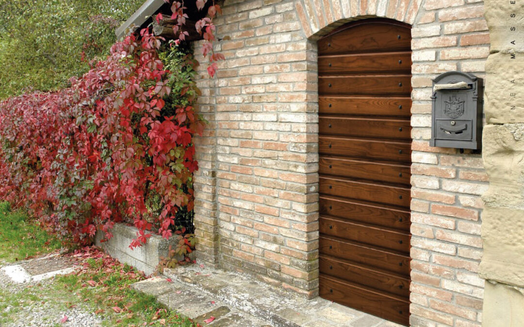 Scegliere il colore giusto per il rivestimento delle porte blindate